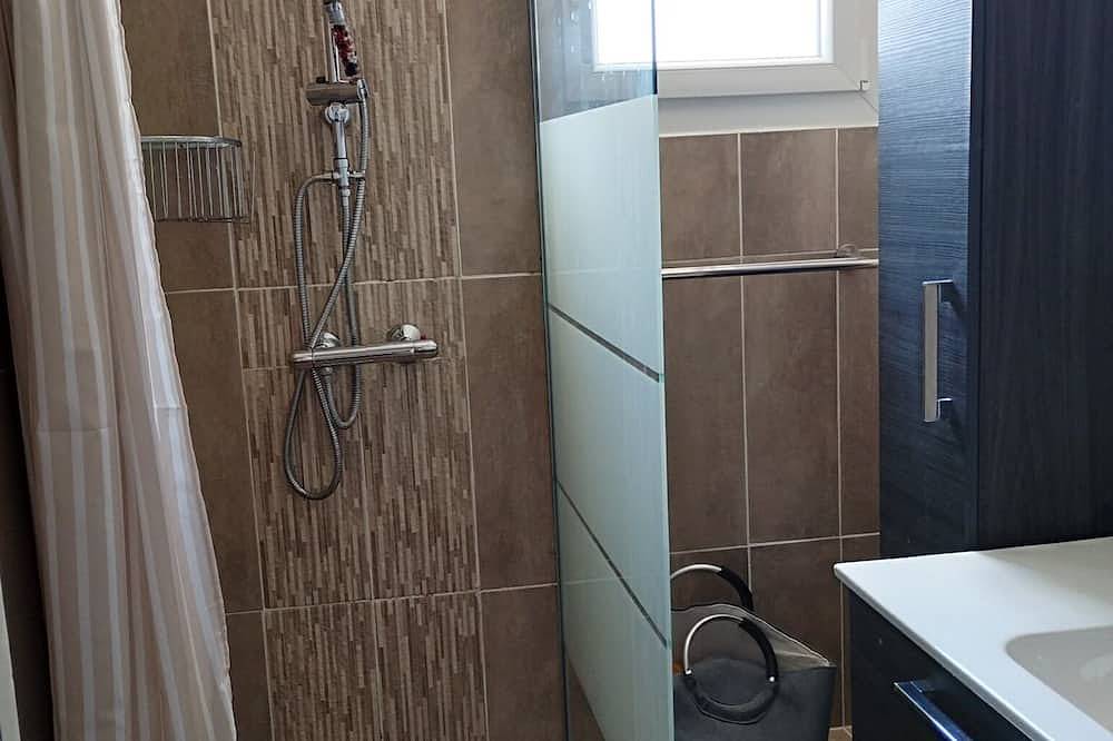 Maison avec extérieur proche gare in Saujon, Côte de Beauté