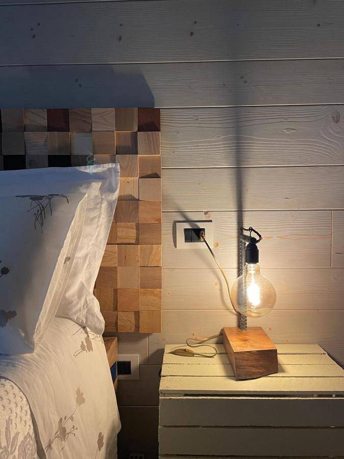 Location de vacances pour 5 personnes, avec piscine ainsi que vue et jardin à San Giovanni Bianco - 2