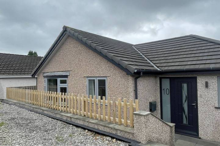 Holiday rental for 6 people, with hot tub and terrace as well as garden in Keswick