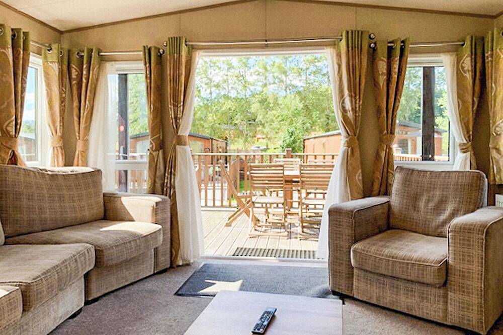 Superior Holiday Home 4 in Albury, Guildford