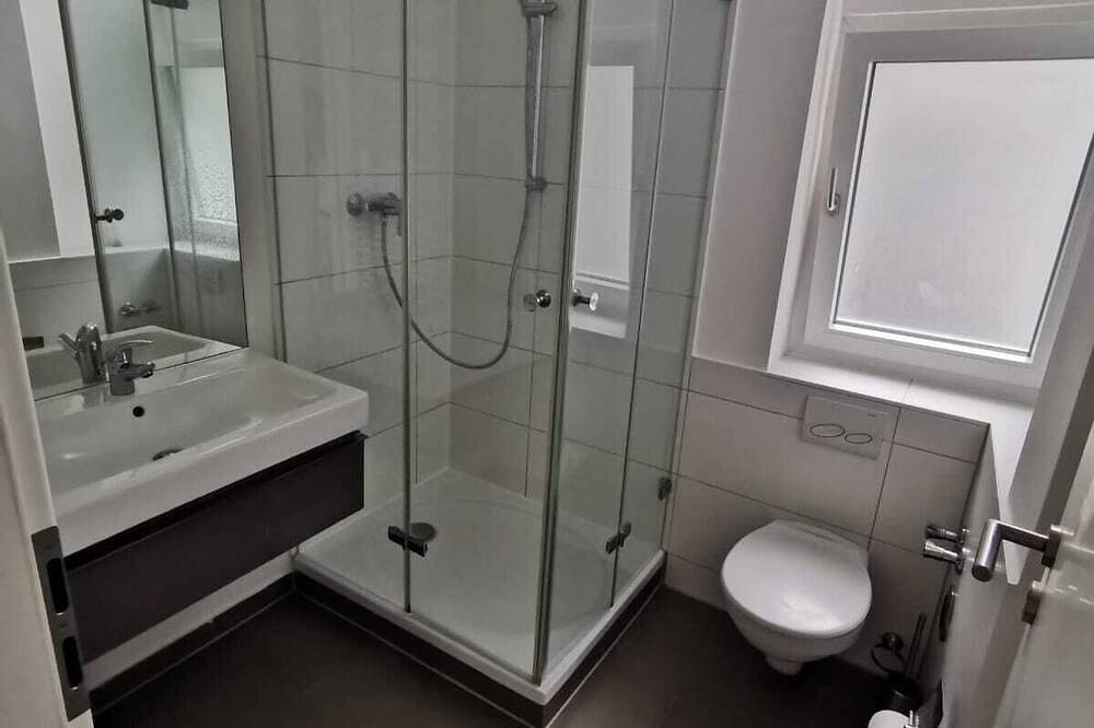 Appartamento intero, Frankfurt Downtown -90m²apartment in Francoforte, Hesse del Sur