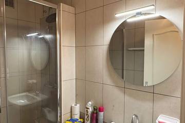 Appartement De Vacances pour 2 Personnes dans Bagnoles-de-l'Orne, Région d'Alençon, Photo 3