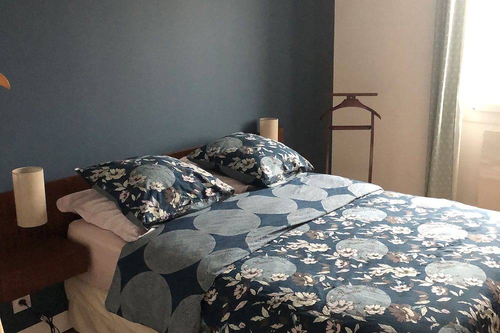 Casa tranquila con jardín. in Périgueux, Périgord Blanc