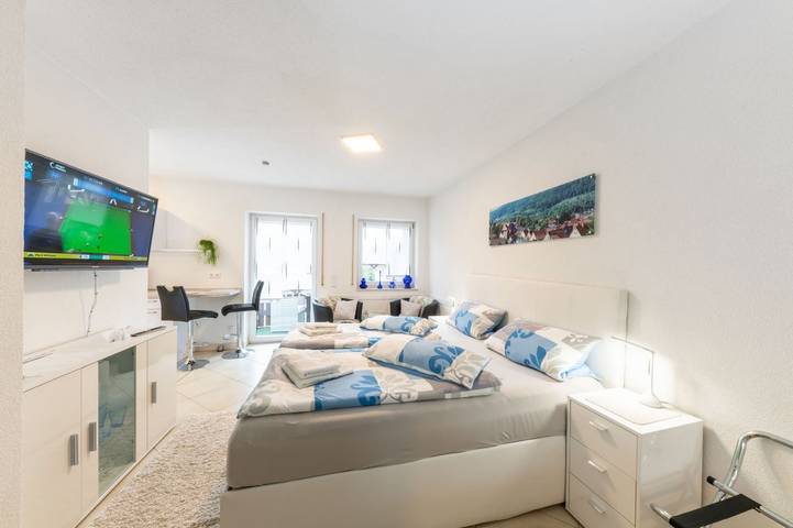 Ferienwohnung für 2 Personen, mit Balkon und Garten in Zella-Mehlis