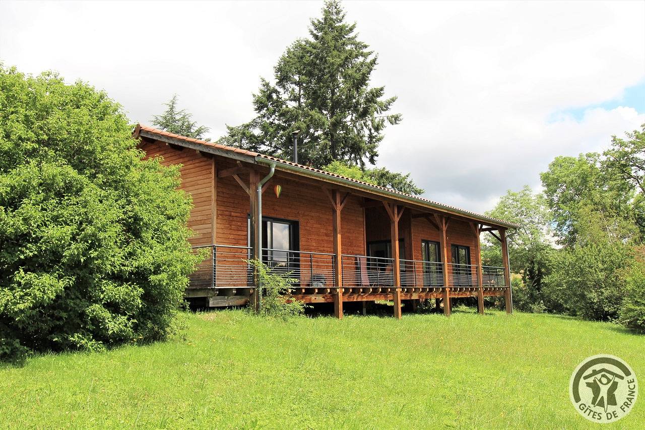 Des Oiseaux et des Arbres in Chambost-Longessaigne, Rhône
