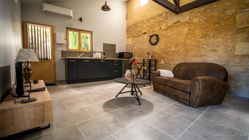 Location de vacances pour 2 personnes, avec piscine et jardin à Bergerac - 3