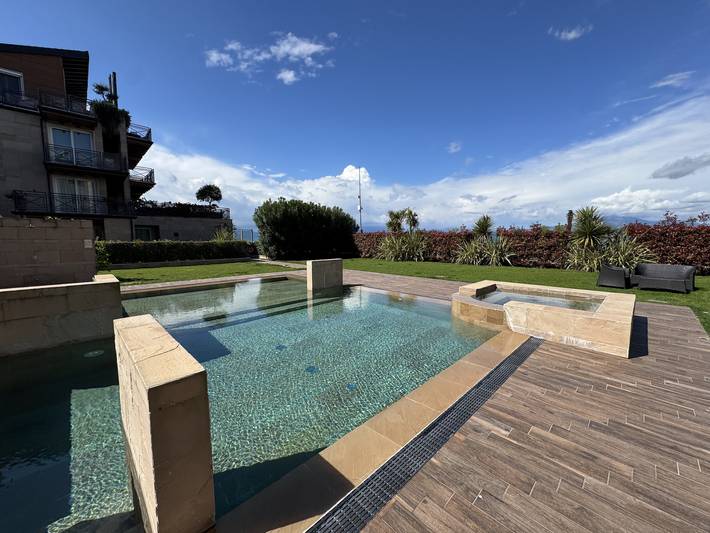 Ferienwohnung für 4 Personen, mit Seeblick und Terrasse, mit Haustier in Peschiera del Garda - 2