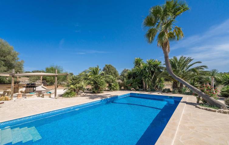 Amplio apartamento con piscina, cocina, aire acondicionado y wifi in Villafranca de Bonany, Interior de Mallorca