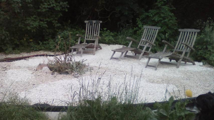 Gîte pour 6 personnes, avec vue sur le lac et bassin pour enfant ainsi que vue et jardin à Compolibat - 2