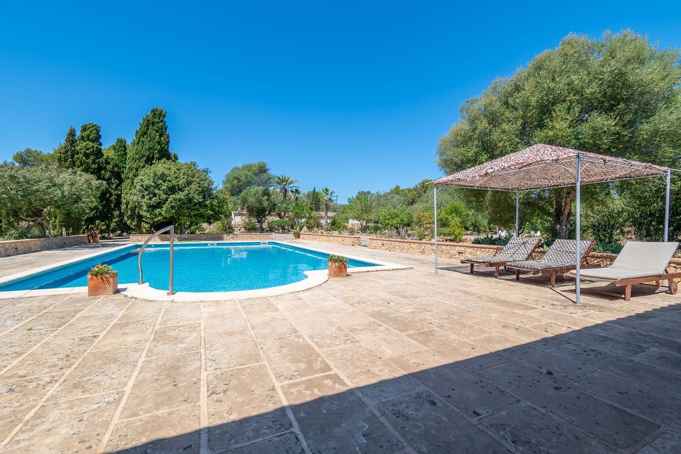 Bauernhaus 'Sa Bassa Crua Agroturismo 1' mit Gemeinschaftspool, privater Terrasse und Wlan in Llucmajor, Mallorcas Küste