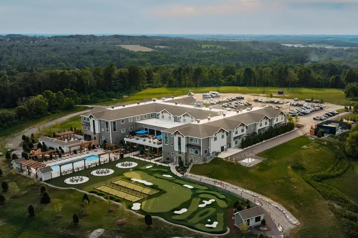 Hotel para 2 personas, con jardín y sauna además de jacuzzi y piscina - 1