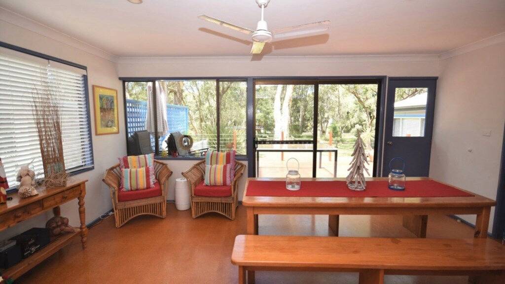 Serene Beach Cottage by Holidayco. in Pearl Beach, New South Wales