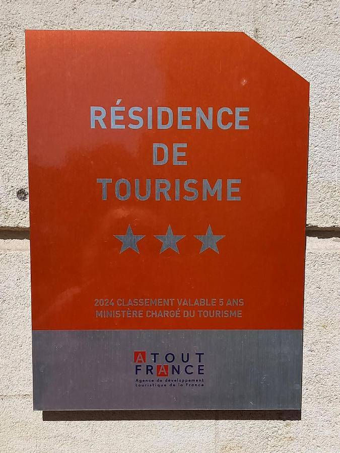 Appart’hôtel pour 4 personnes, avec piscine et jardin
