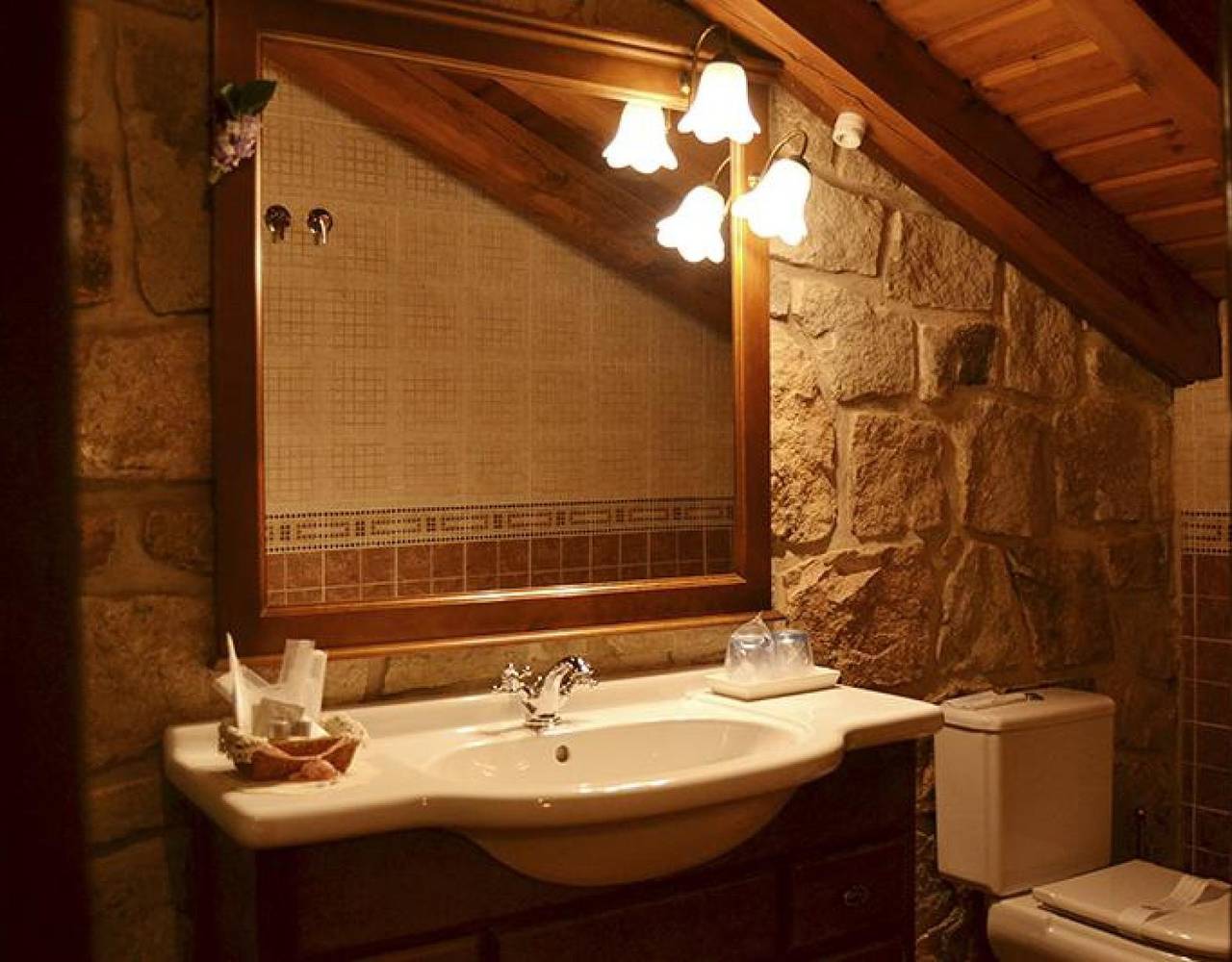 Holiday home for 2 people with hot tub in El Berrueco, Madrid Province