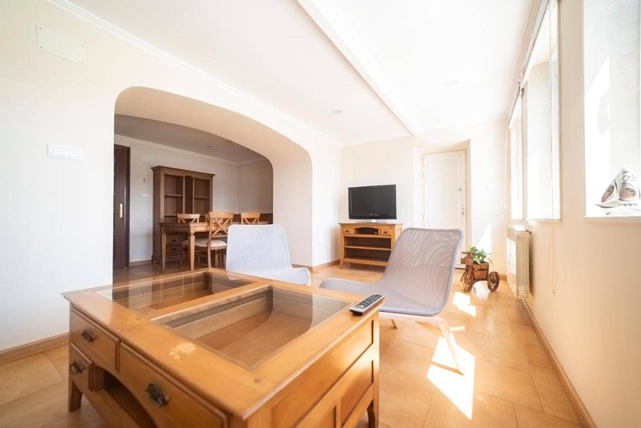 Four-Bedroom House in Praia de Area Morta (Ares), Ares