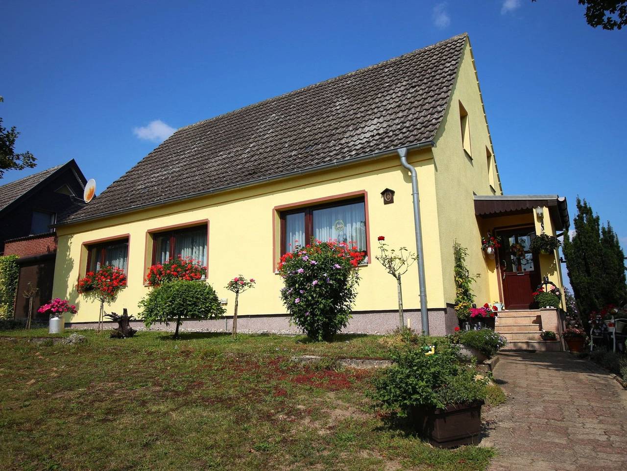 Ganze Ferienwohnung, Ruhig gelegene Ferienwohnung in Tilzow - Ferienwohnung in Bergen auf Rügen, Bergen auf Rügen und Umgebung