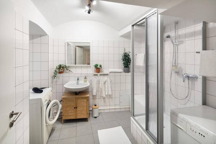 Ferienwohnung für 9 Personen, mit Garten und Ausblick in Zoo Leipzig - 4