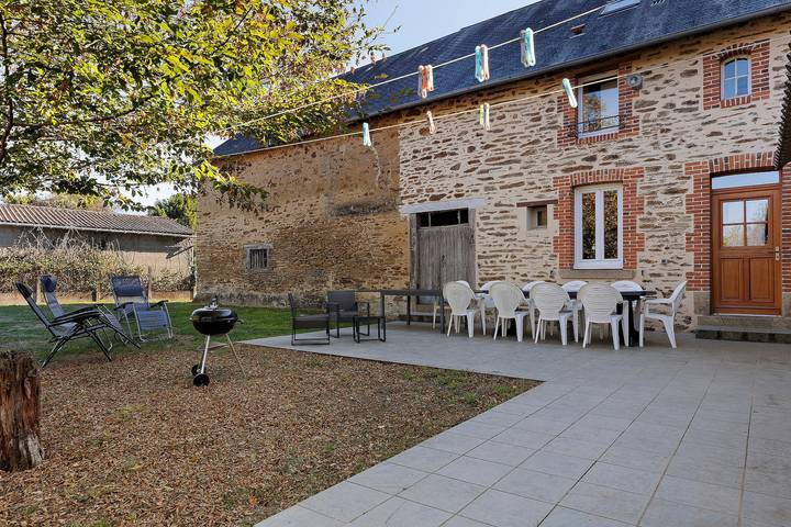 Maison de vacances pour 7 personnes, avec Jardin dans la Creuse