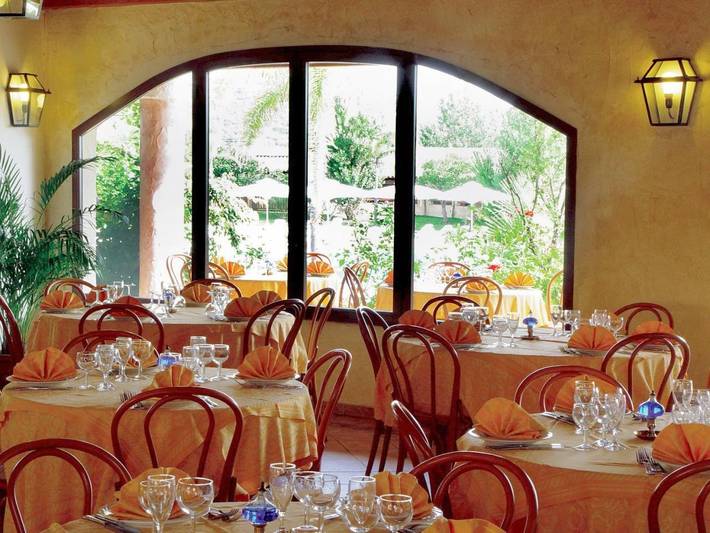 Bungalow für 4 Personen, mit Kinderpool und Garten sowie Pool und Sauna, kinderfreundlich in Süd Sardinien - 3
