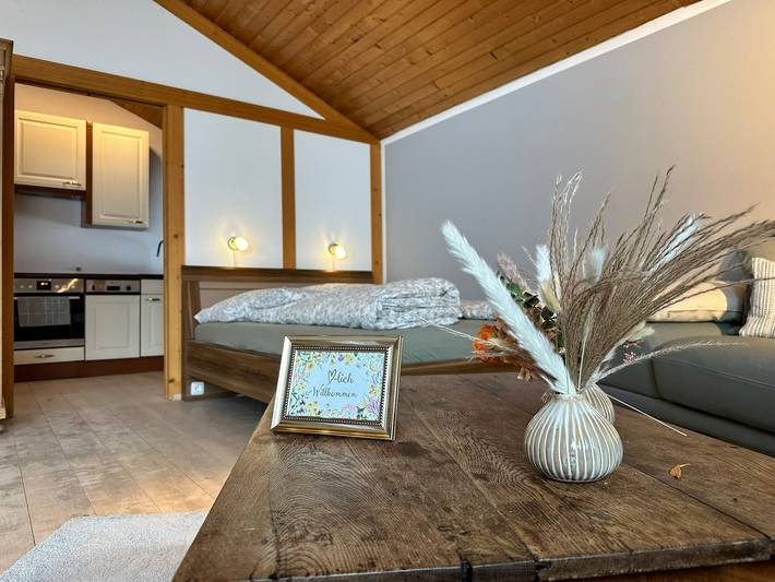 Ferienwohnung für 2 Personen, mit Balkon und Garten