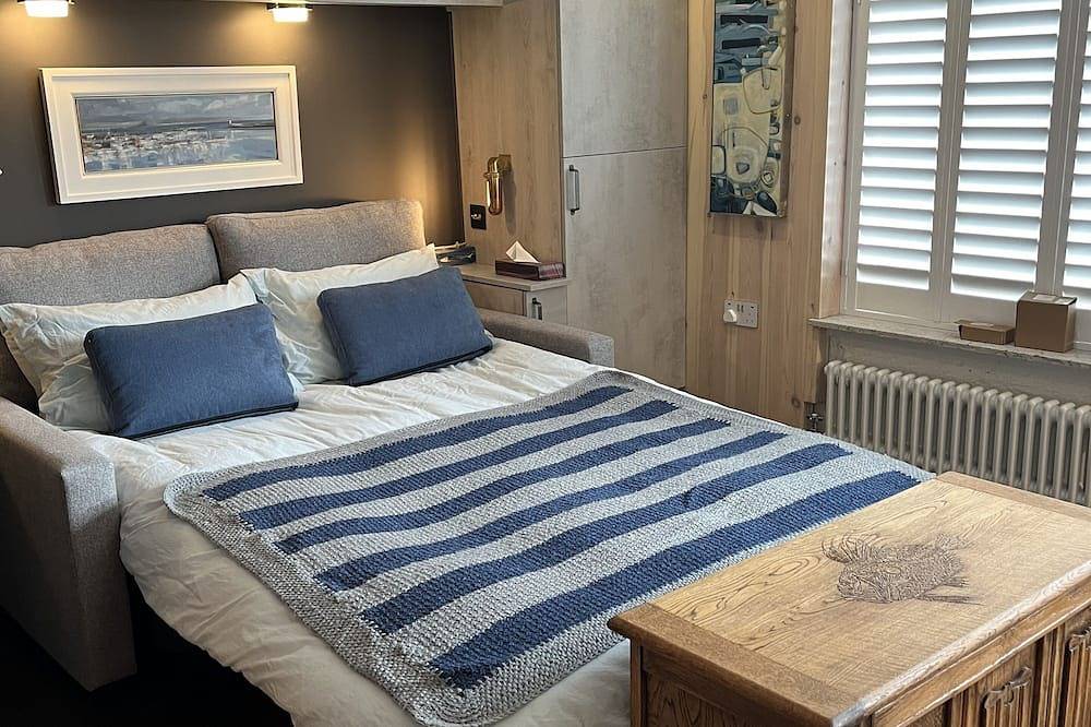 Ganze Wohnung, Posh Studio in the heart of Newlyn for the Solo Traveller/ Art School Student in Newlyn, Cornwall