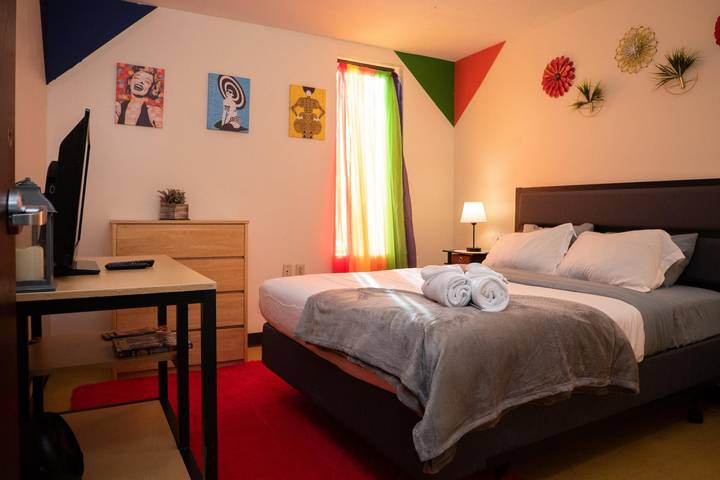 Holiday rental for 2 people, with pets in Pittsburgh
