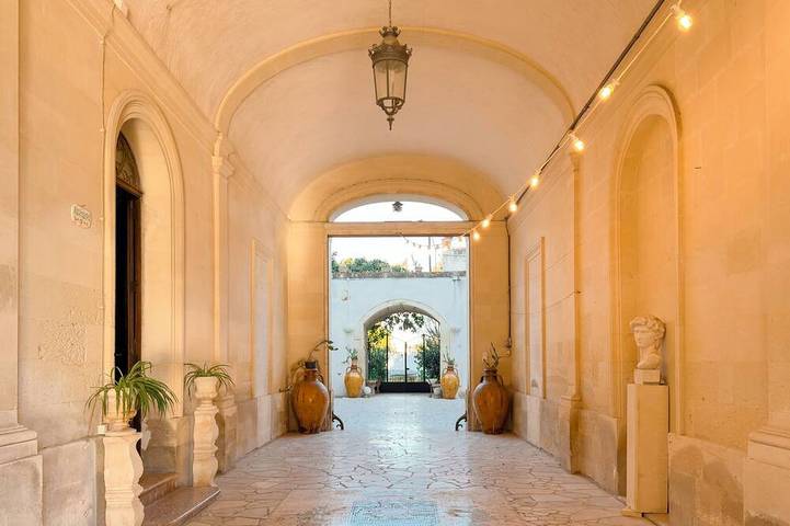 Gîte pour 4 personnes, avec piscine et jardin, animaux acceptés à Calimera