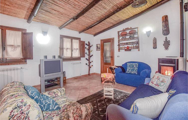 Appartamento sul fiume Cedrino: AC, Cucina, Parcheggio e Pesca in Oliena, Barbagia