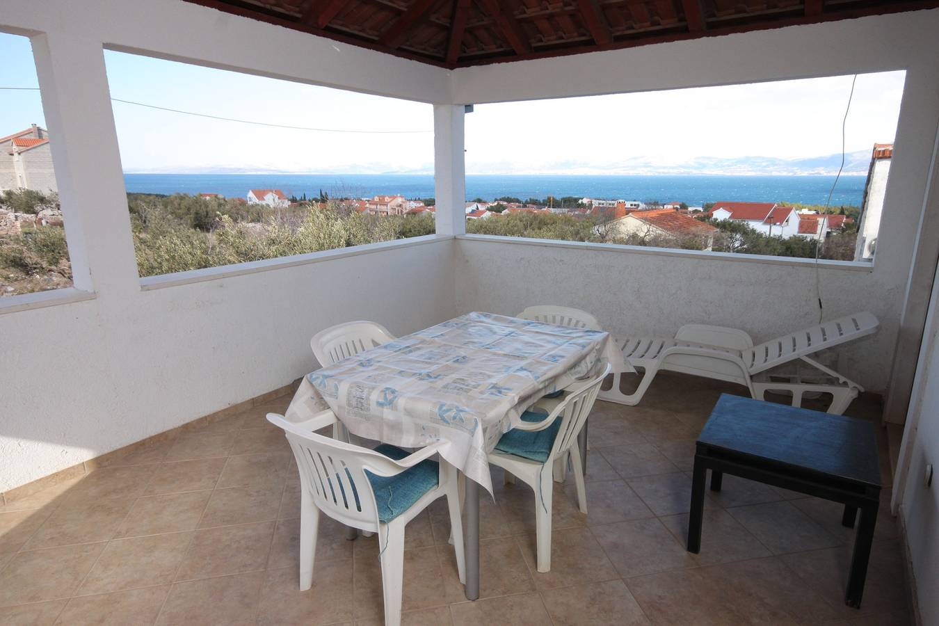 Apartamento entero, Apartamento para dos personas con terraza y vista al mar Supetar, Brac -a in Supetar, Brac