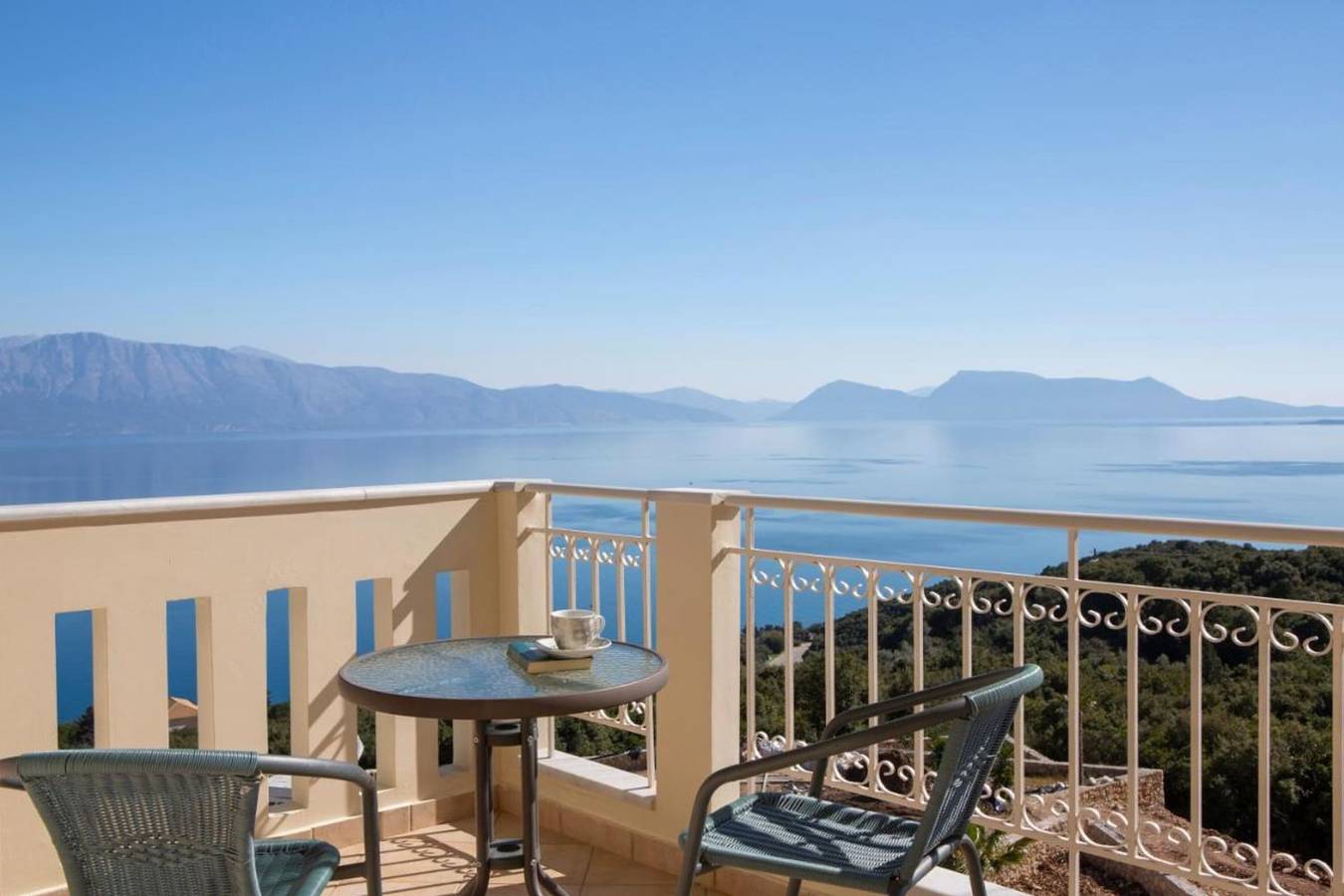 Villa Ventalia with magnificent panoramic sea view! in Nikiana, Alexandros