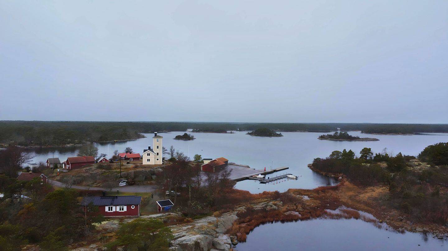 Hus Kråkelund – Dein idyllisches Schwedenhaus mitten in den Schären in Öskarshamn
