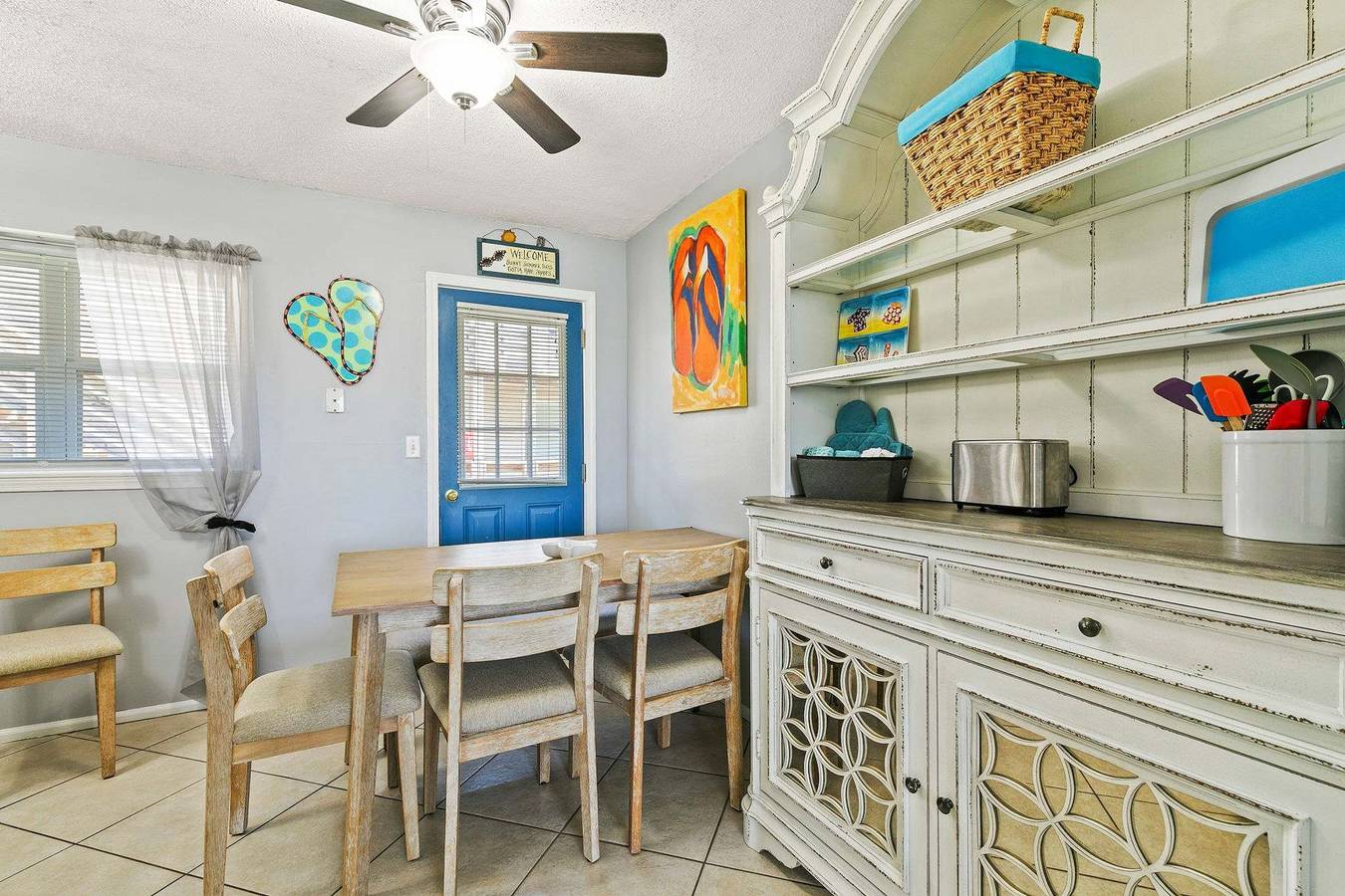 Entire apartment, 2Br Condo w Pool Beach Access and Walk to Hangout in Gulf Shores, Mobile Bay