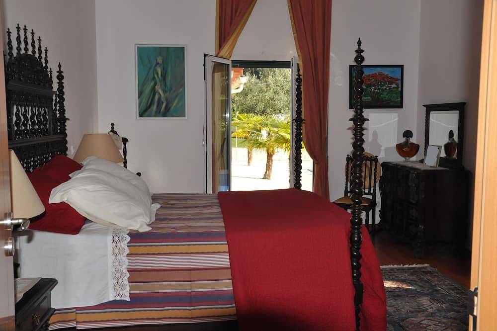 Schöner Villa Pool Garten 20 km Familie - Freunde Urlaub Strand (Figueira da Foz) in Almagreira (Pombal), Leiria District