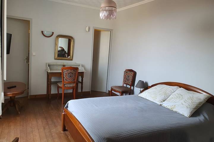 Chambre d’hôte pour 2 personnes, avec Jardin et Piscine