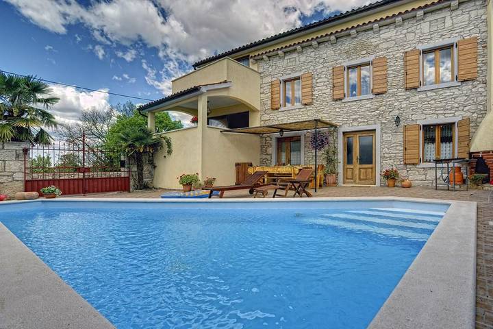 Ferienhaus für 8 Personen, mit Terrasse - 1