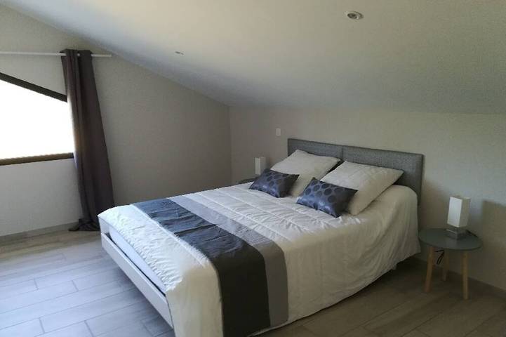 Location de vacances pour 10 personnes, avec balcon et jardin à Caumont (Gers) - 3