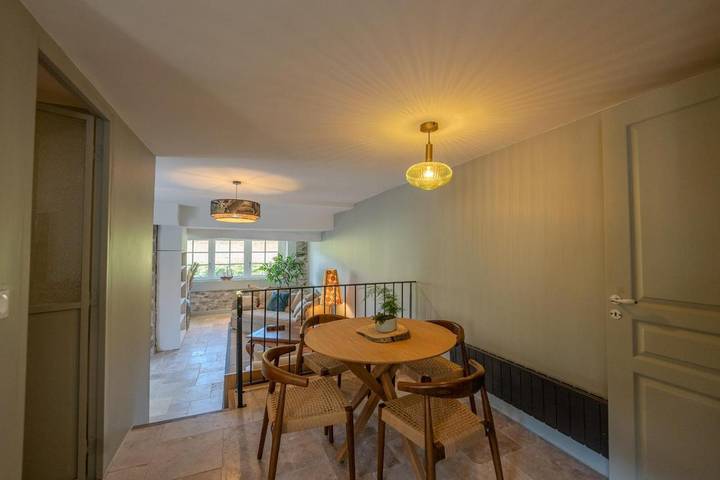 Location de vacances pour 4 personnes, avec terrasse et vue à Serres-sur-Arget - 3