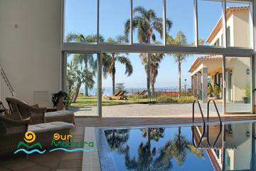 Villa pour 10 personnes, avec jardin et jacuzzi à Funchal