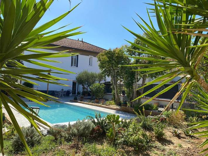 Location de vacances pour 2 personnes, avec Terrasse et Jardin ainsi que Piscine et Vue à Cabestany