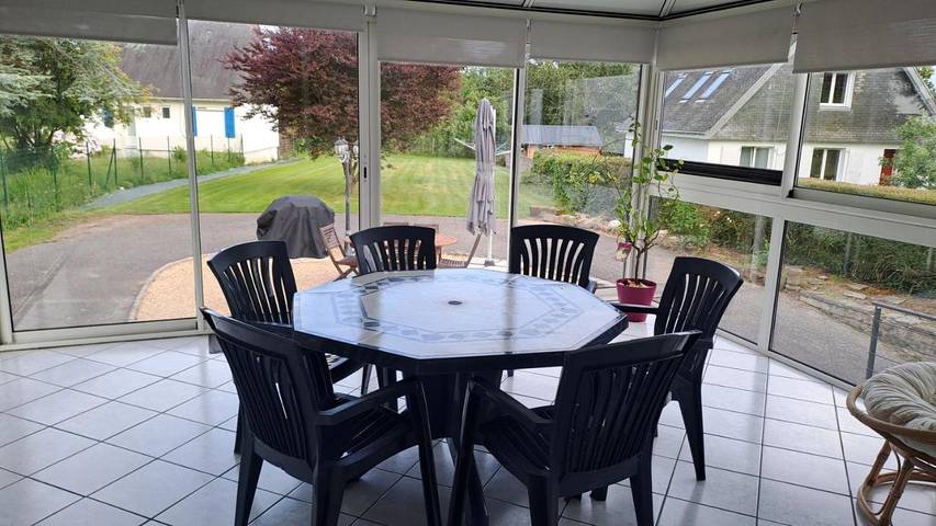 Location de vacances pour 7 personnes, avec terrasse et jardin dans Plage Kerfany - 4