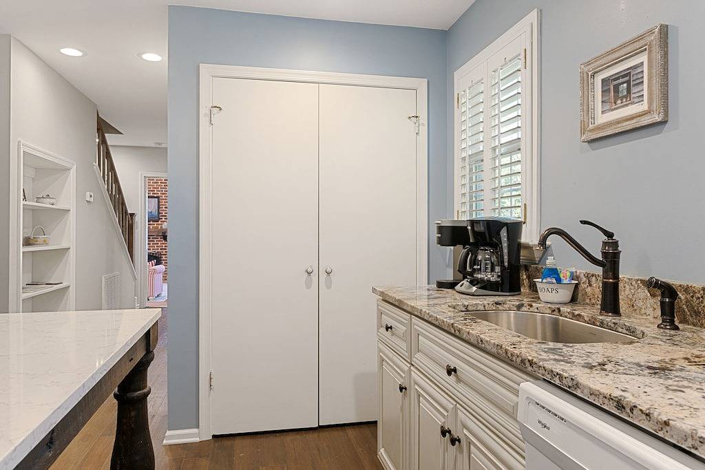 2.000 sq ft Yorktown Cottage (dba Yorktown Cottages) in Yorktown (Virginia), Virginia