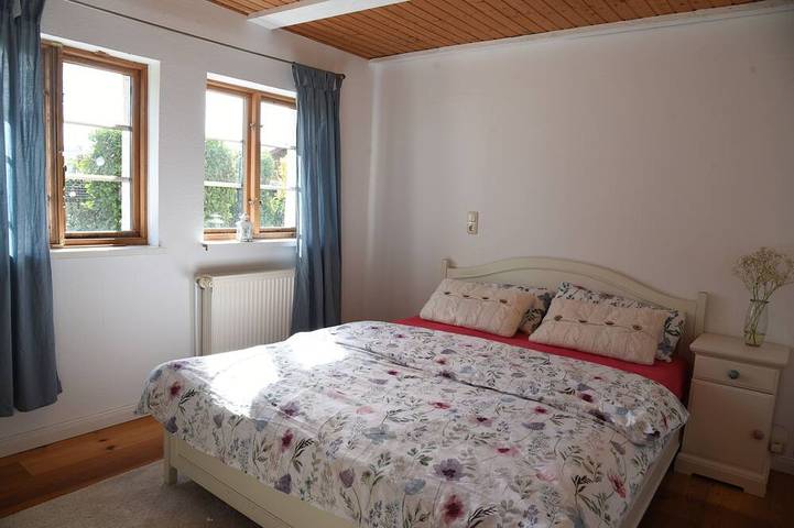 Ganze Wohnung, Großügige Ferienwhg., an der Ostsee, mit eigenem Garten, mit eigener E-Ladesäule in Behrensdorf, Hohwachter Bucht