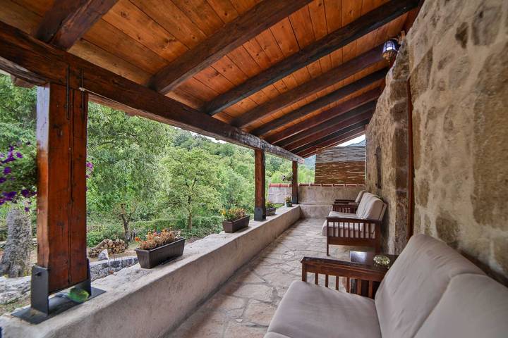 Villa für 4 Personen, mit Balkon und Garten in Montenegro - 3