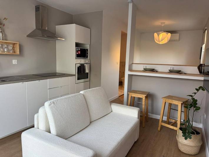 Gîte pour 3 personnes, avec Terrasse et Jardin à Saint-Geniès-des-Mourgues