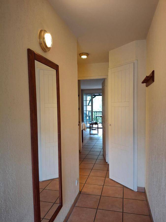 Apartamento de vacaciones para 4 personas, con vistas y piscina además de terraza y jardín, Se admiten mascotas - 1