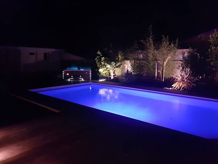 Gîte pour 4 personnes, avec jacuzzi et piscine ainsi que terrasse et jardin, animaux acceptés à Andernos-les-Bains - 4