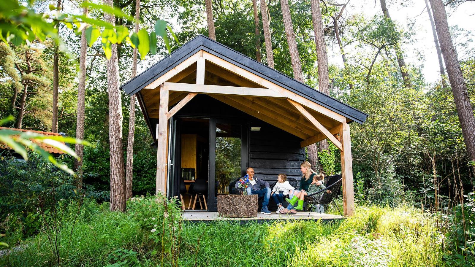Camping en Bungalowpark de Norgerberg — Tiny House mit hottub in Drenthe
