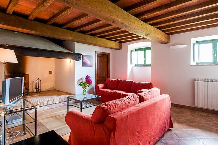 Appartamento intero, Storica fattoria toscana con lago privato in Montemurlo, Provincia di Prato