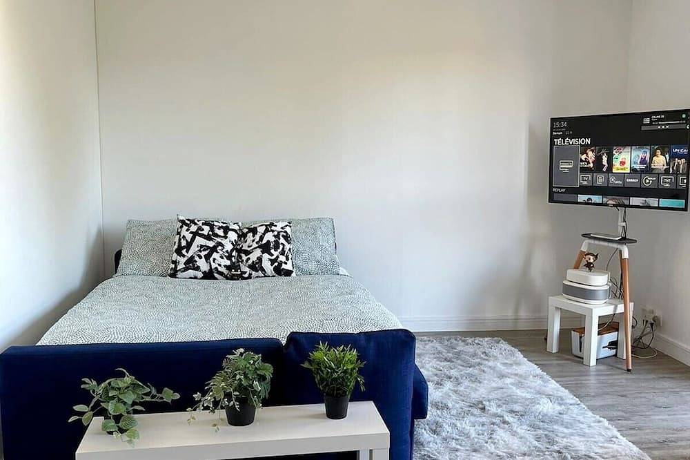 Entire apartment, Studio Porte d'Italie in Le Kremlin-Bicêtre, Val-de-Marne