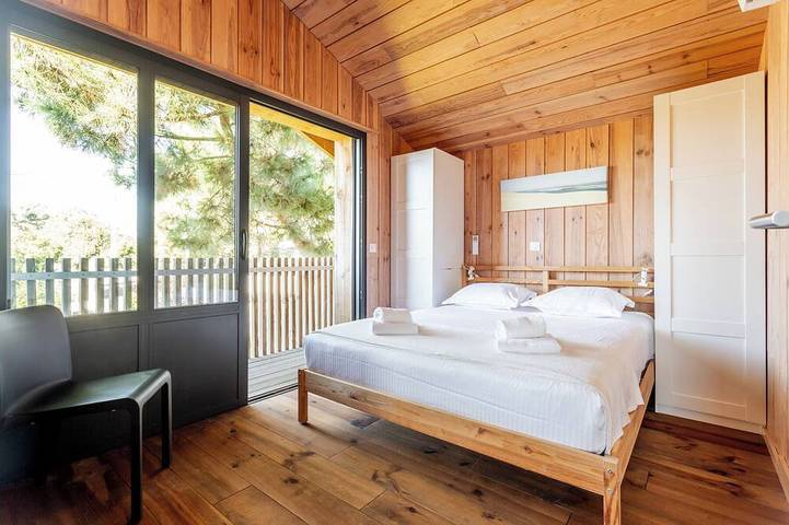 Location de vacances pour 16 personnes, avec terrasse et jardin dans Plage de Bélisaire - 3